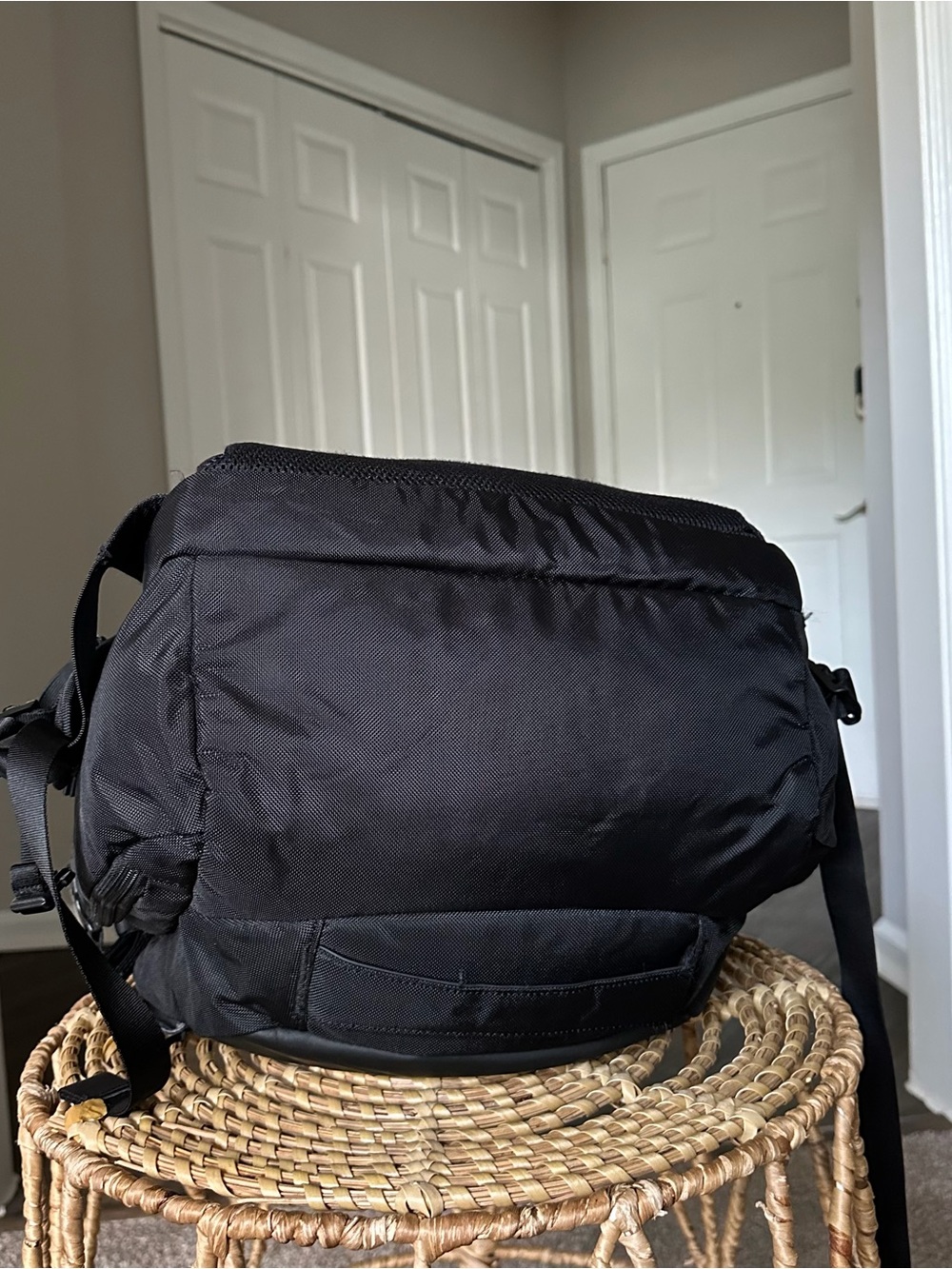 Acme Made Union Street Traveler Commuter Backpack Laptop Bag in Black EXCELLENT! - Picture 14 of 15